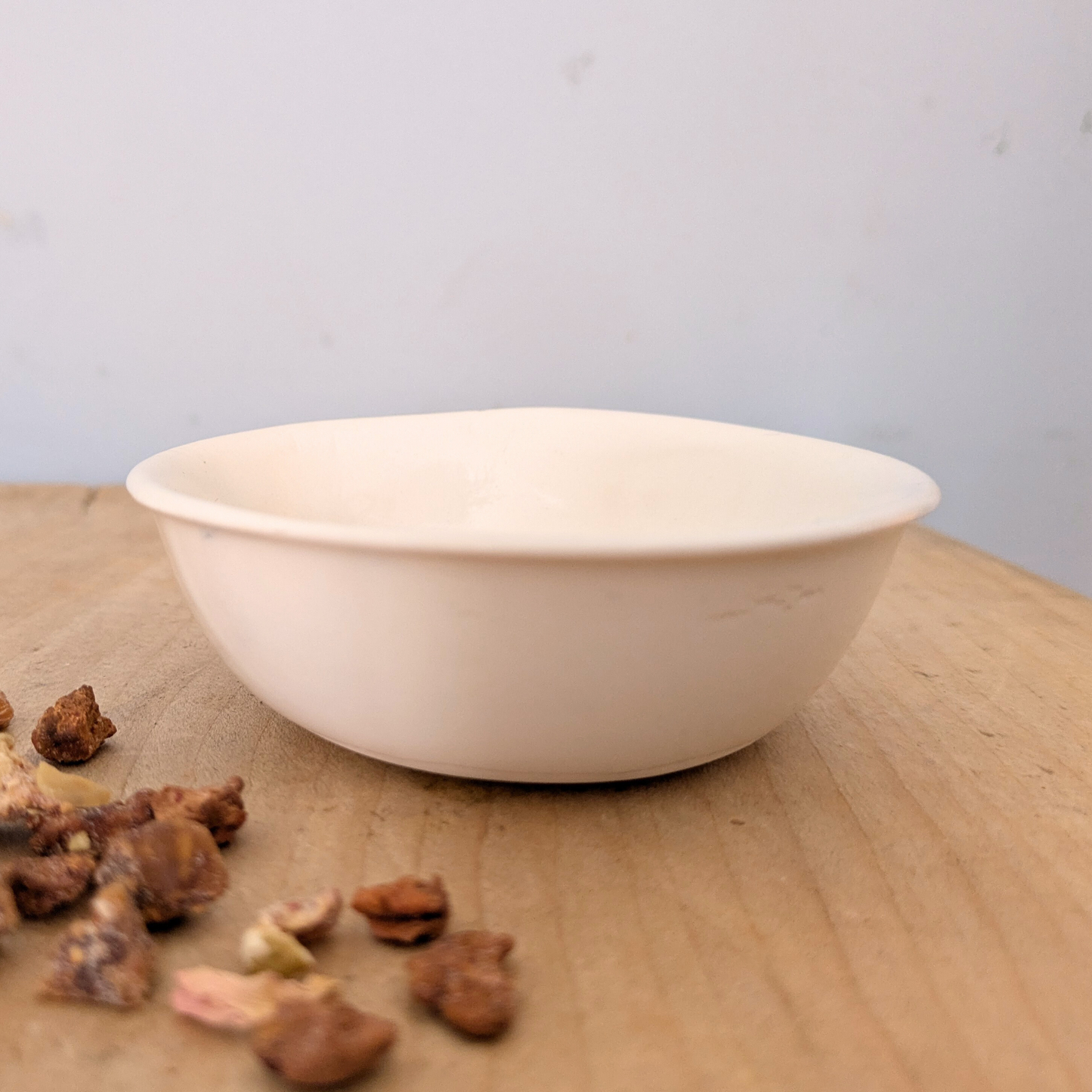 “Adi” Small Round Bowl : Bread of heaven
