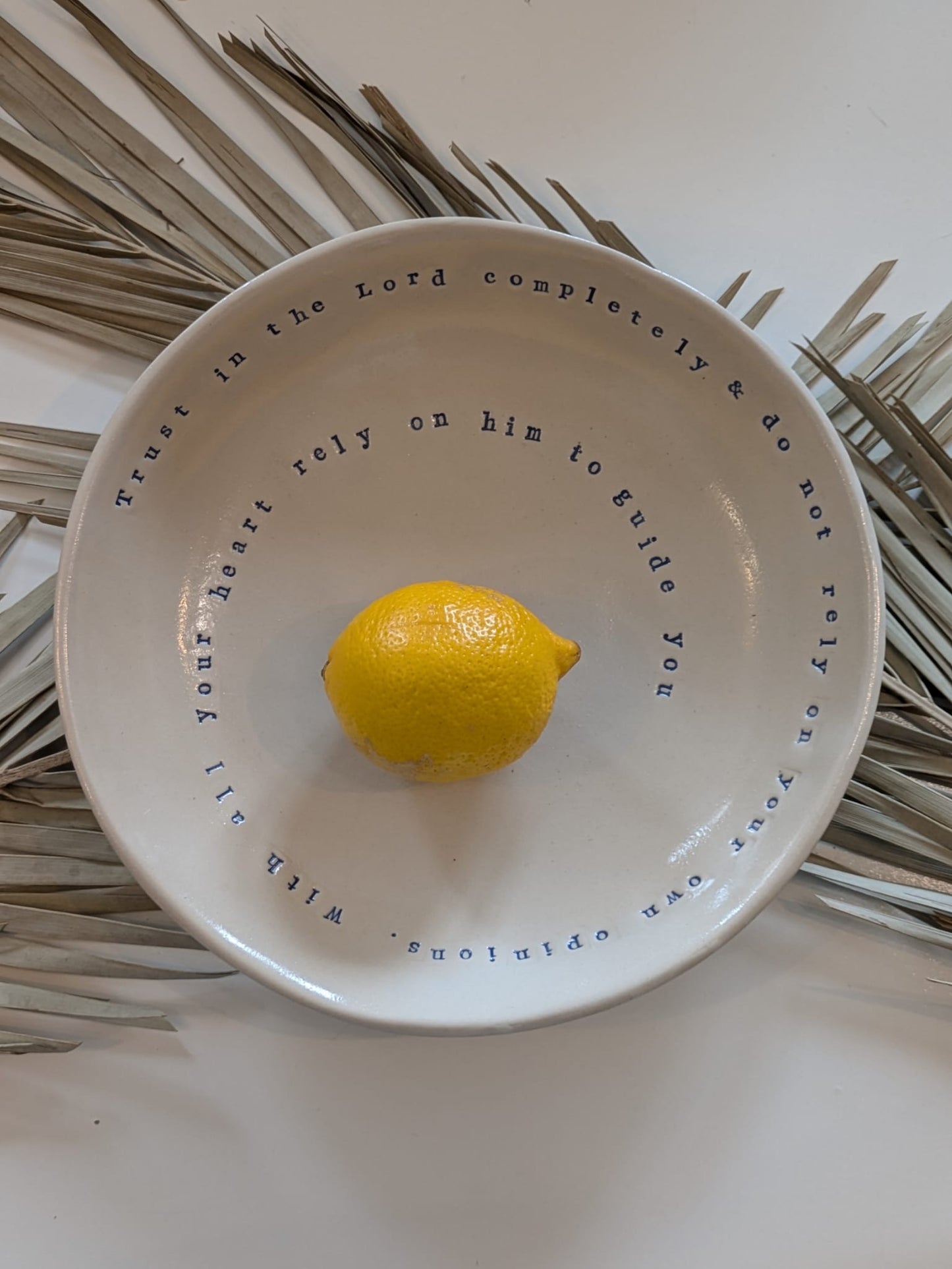 “Carmel” Salad Bowl : Trust in the Lord completely