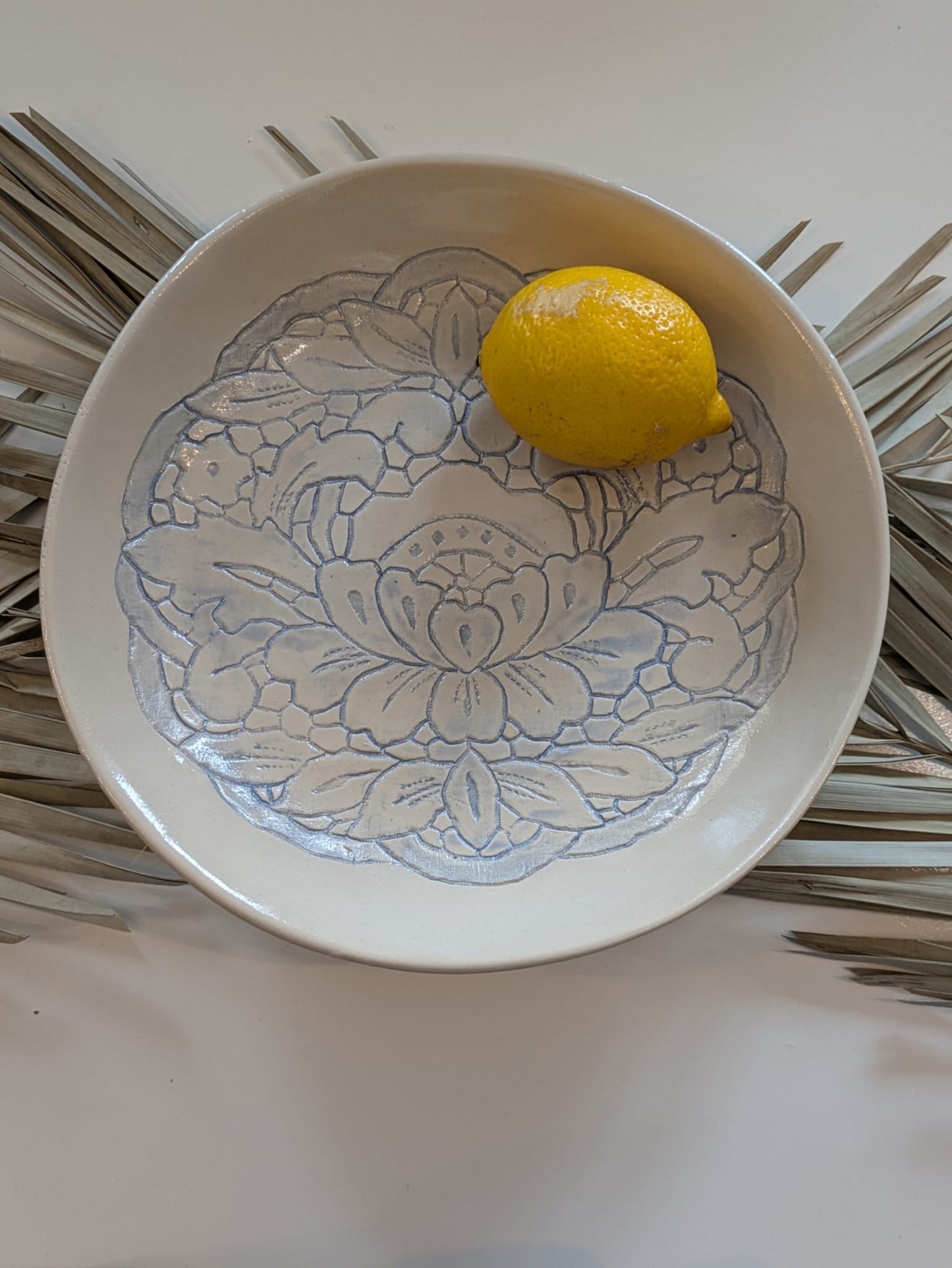 “Carmel” Salad Bowl : Blue embroidered floral imprint