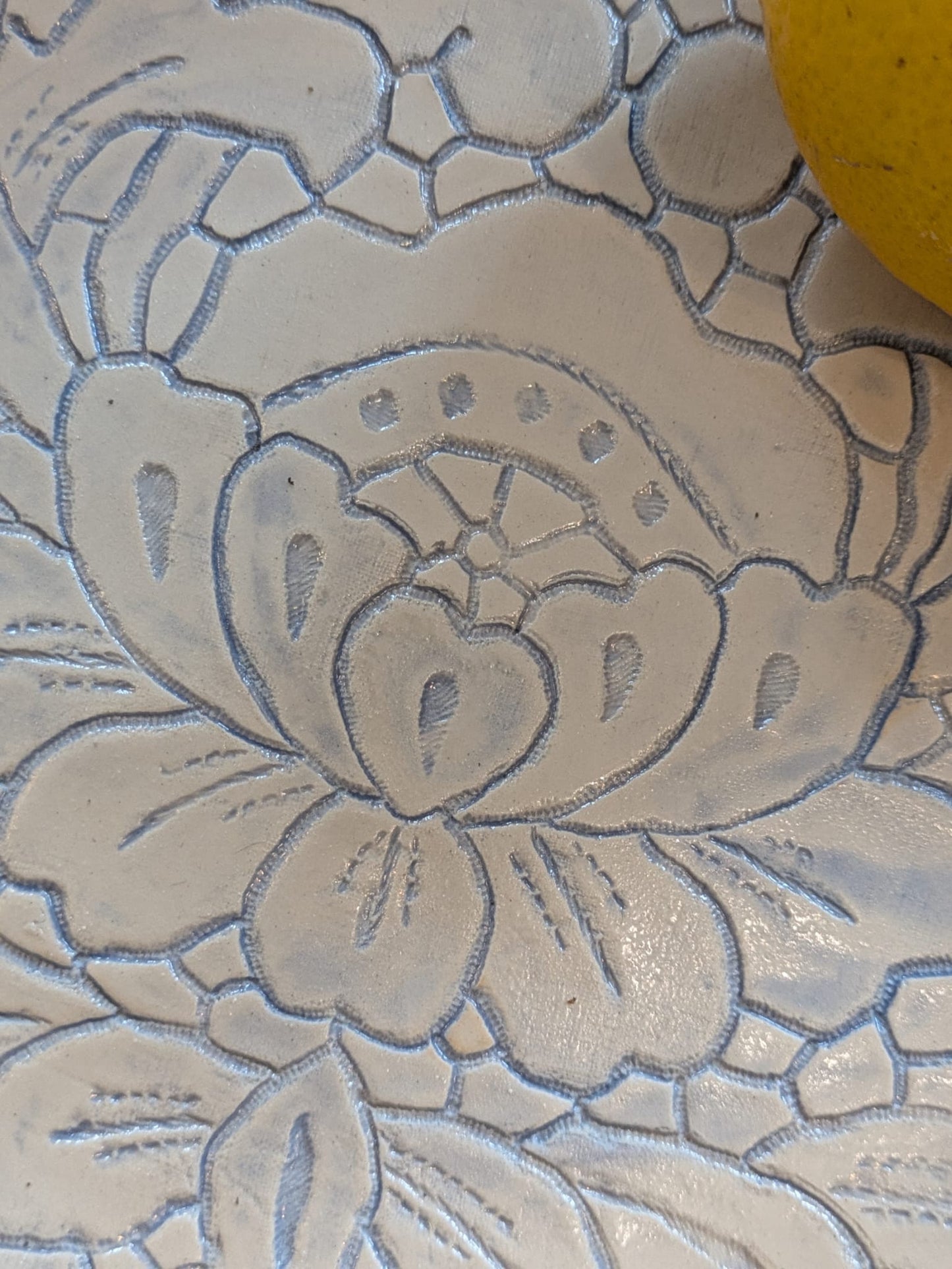 “Carmel” Salad Bowl : Blue embroidered floral imprint