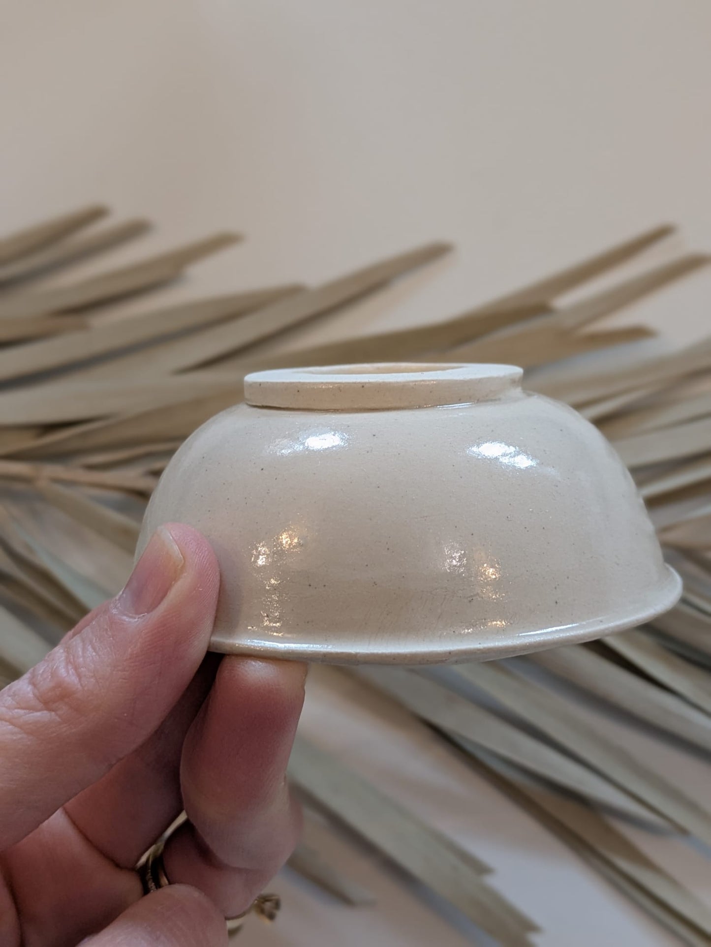 “Adi” Small Round Bowl : Come away
