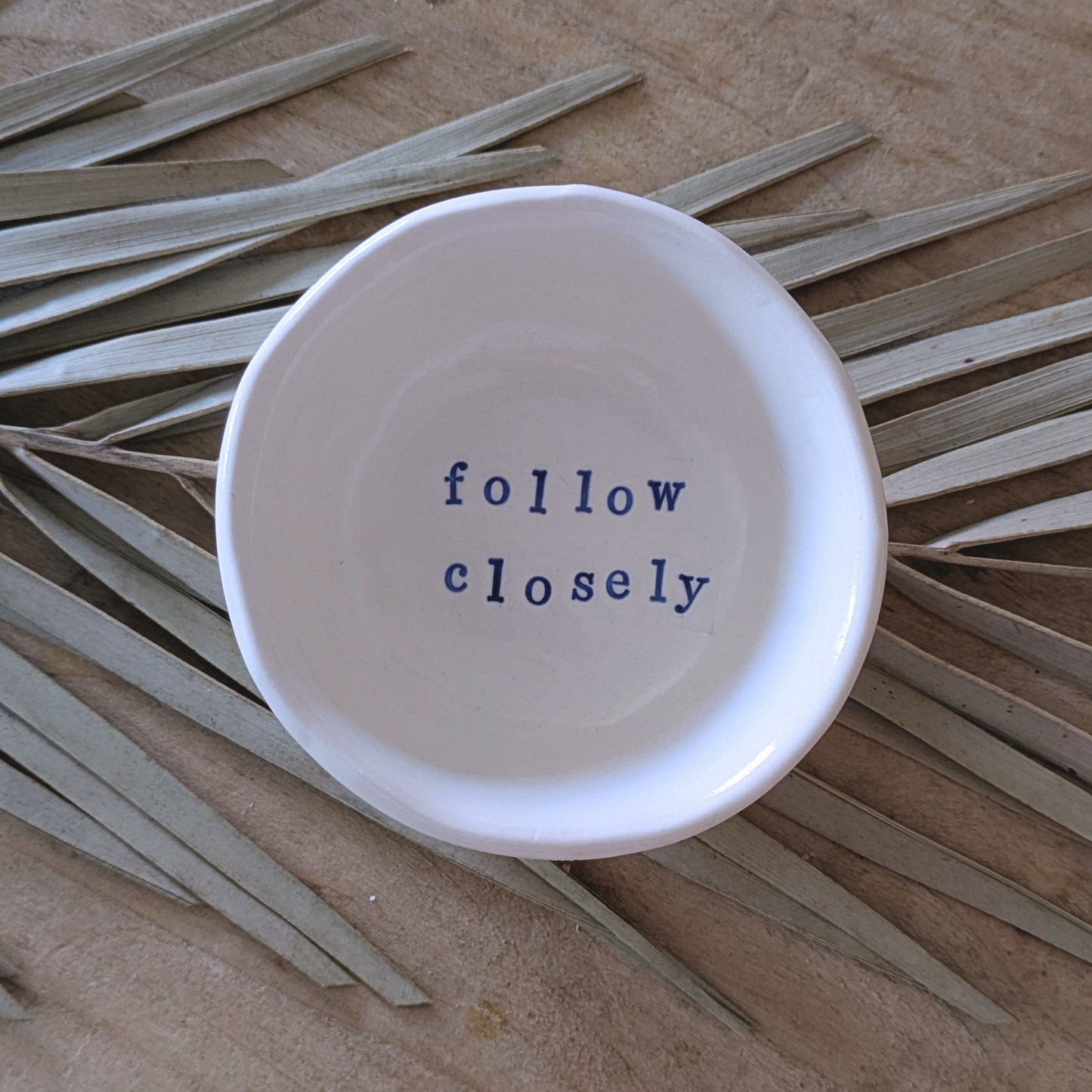 “Adi” Small Round Bowl : Follow closely