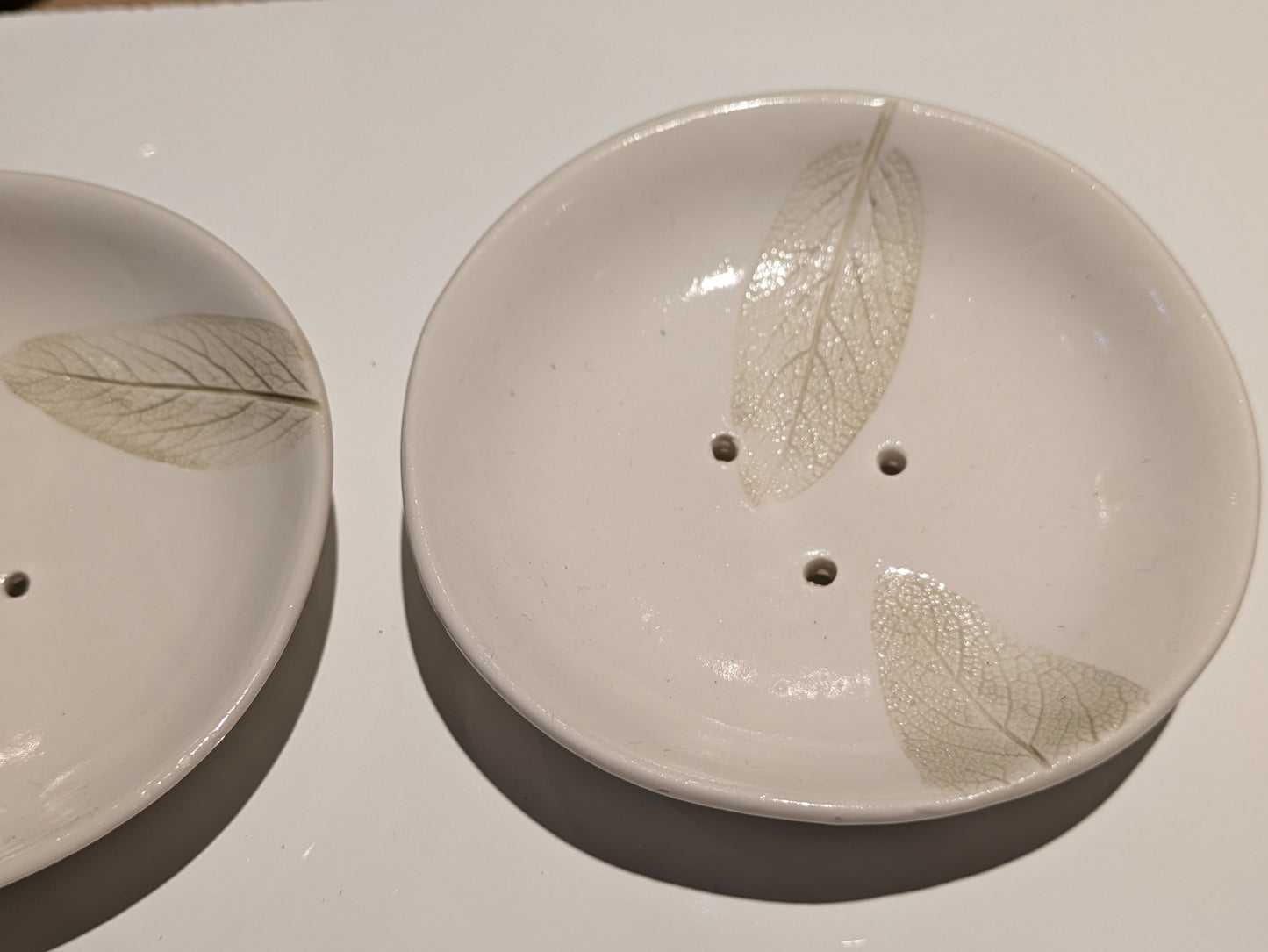 "Tahir" Round Soap Dish