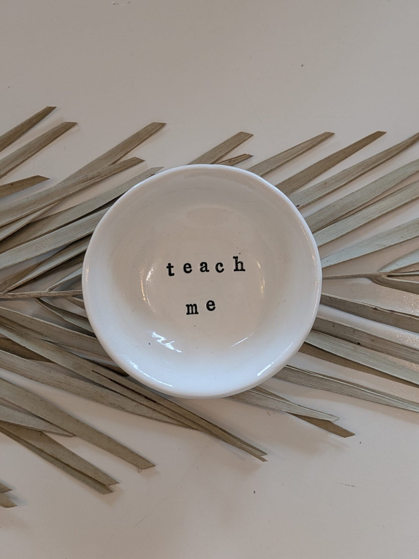 “Adi” Small Round Bowl : Teach me