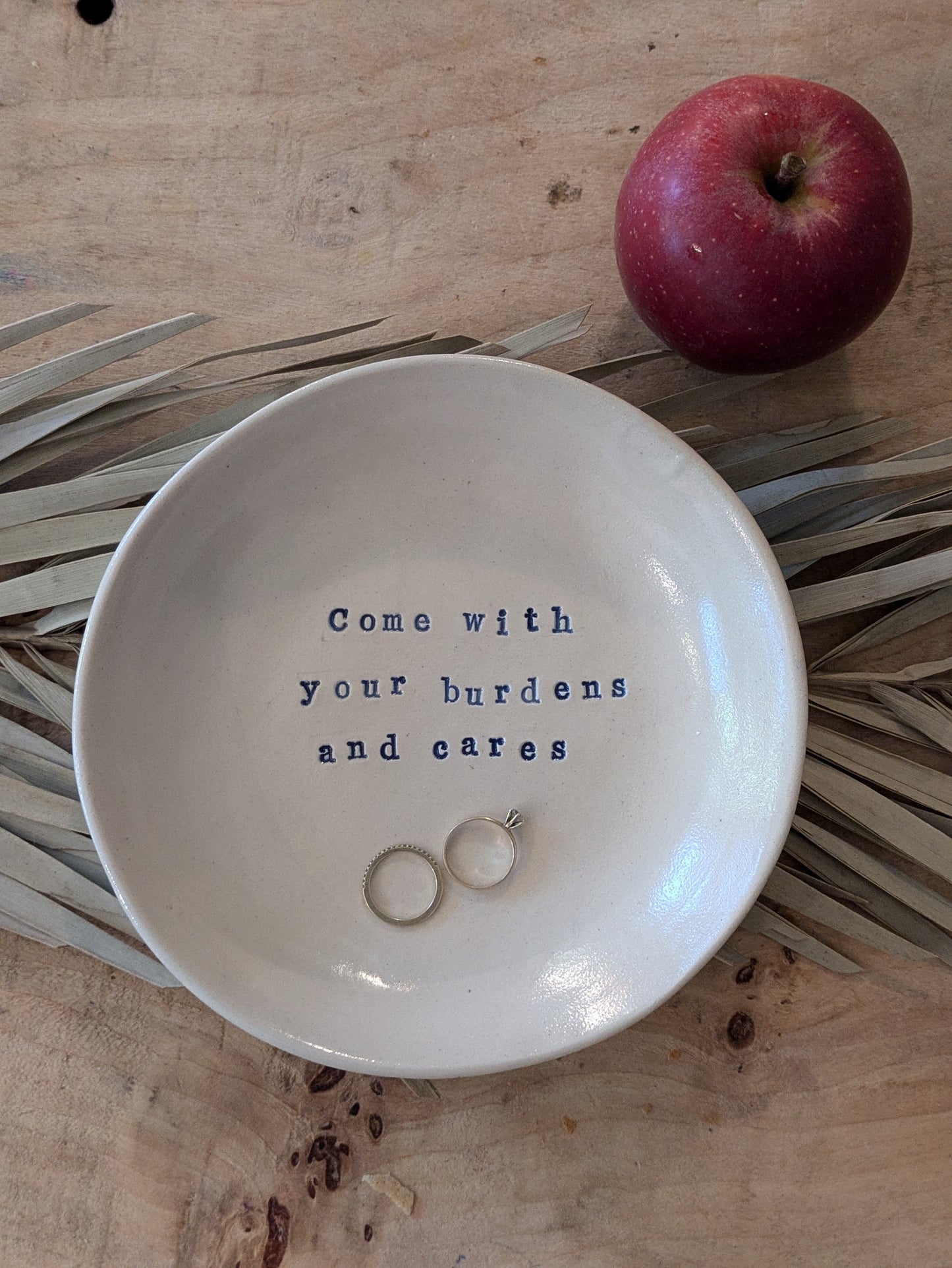 Jada Pasta Bowl: Come with your burdens and cares